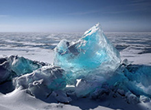 半岛体育入口-双线程烧脑防守！密歇根如何瓦解康大夺冠？感受“四换一蹲”的精妙！